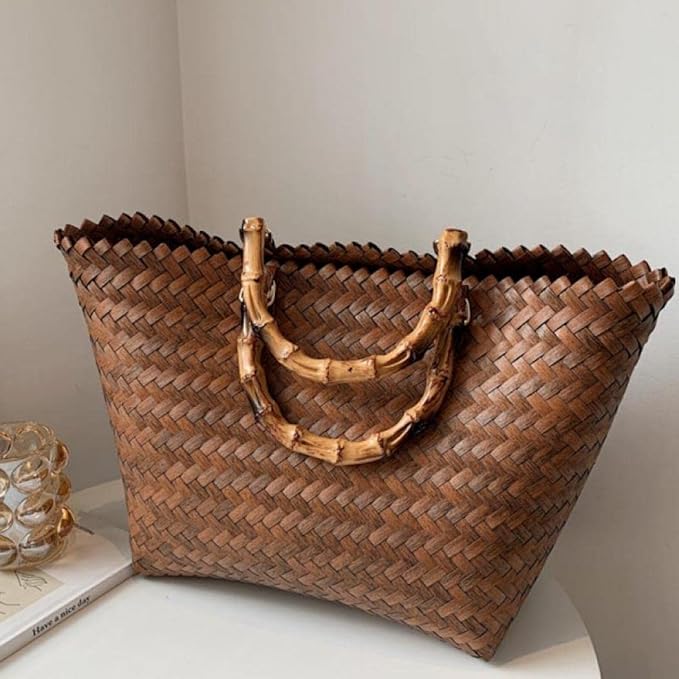 Bolsa luxo de palha com alça de bambu